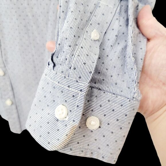 Kenneth Cole Casual Buttons Down Shirt Top Size: Small - Picture 5 of 8